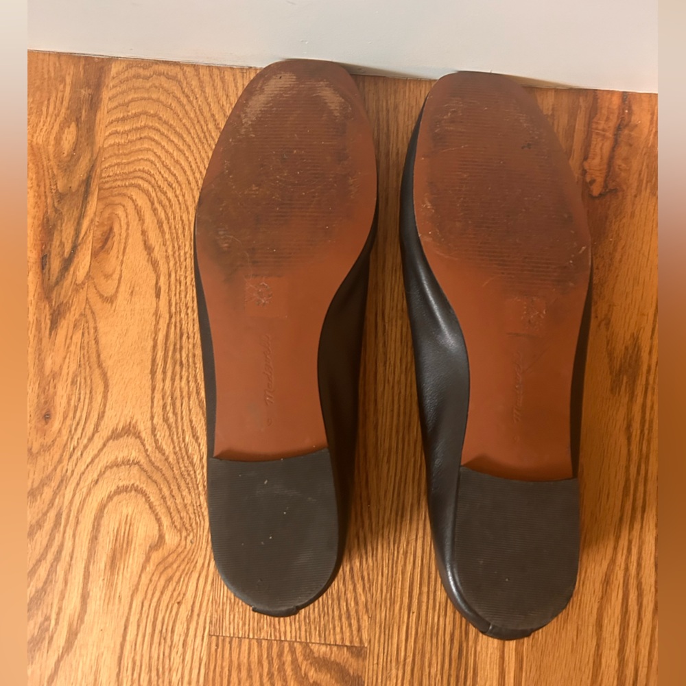 Madewell Black Flats - Picture 10 of 14